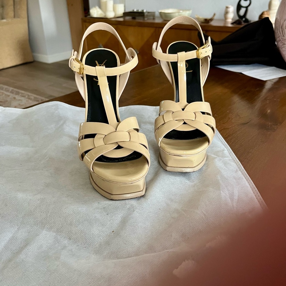 Classic YSL Nude Patent Leather Platform High Heel Tribute Sandals